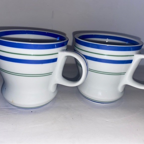 Retired Starbucks 2007 Retro Striped Diner 12 oz Cups Set Of 2 - Picture 6 of 7